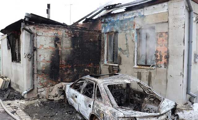 У Козачій Лопані під завалами сільради виявили загиблу жінку: Шукають ще одну людину