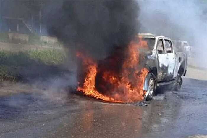 Авто з окупантами вибухнуло в центрі Луганська - ЗМІ