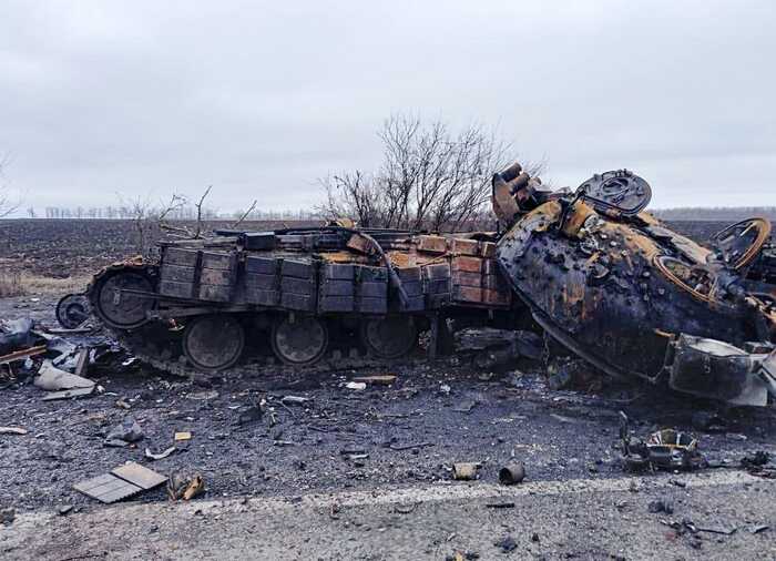 Захисники за добу знищили 1690 окупантів та 10 танків